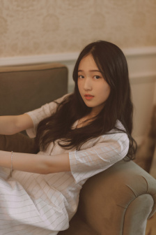 野外农村妇女大片